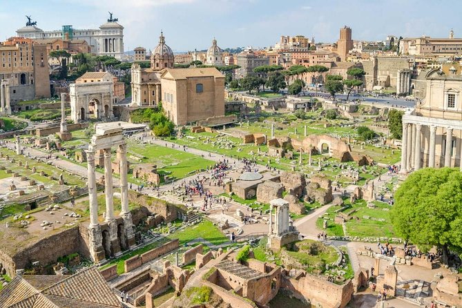 Colosseum and Roman Forum Group Tour or Audio Guided tours - Entering The Colosseum Without Losing Your Day