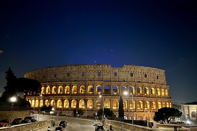 Colosseum and Roman Forum Sightseeing Area Night Walking Tour - Insula dell’Ara Coeli: seeing ancient daily life, not just monuments
