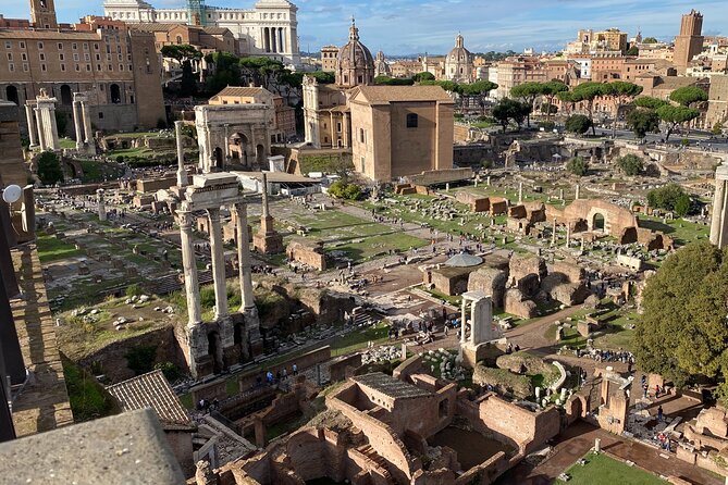 Colosseum Arena Access with Digital Audio Guide - Foro Romano: the valley where power, religion, and courts met