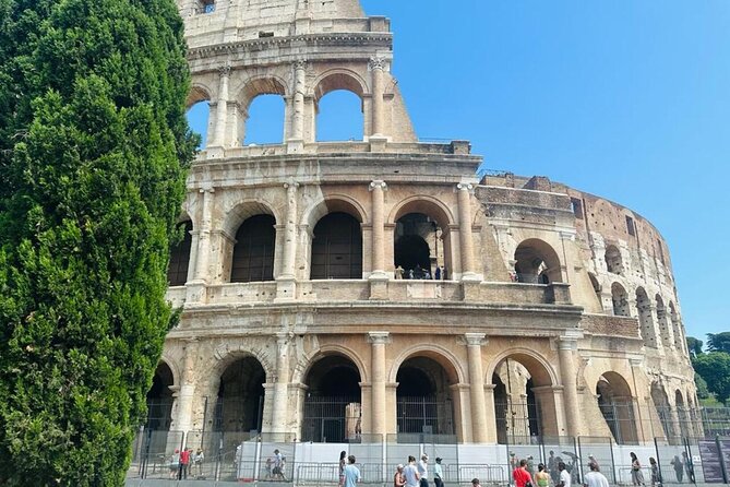 Colosseum Arena Floor & Ancient Rome Tour - Headsets, group size, and why the mechanics matter
