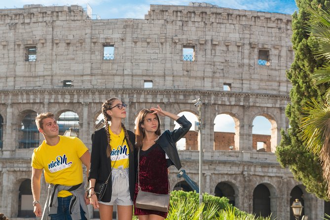 Colosseum Arena, Forum and Palatine Hill Tour - Roman Forum: Where Politics and Daily Life Collide