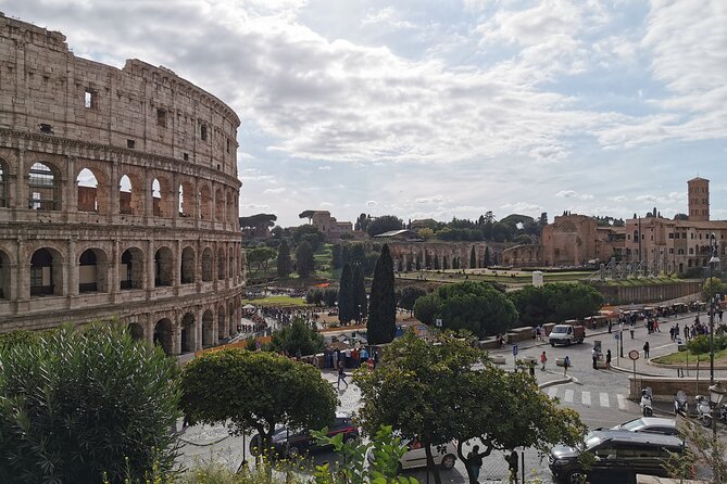 Colosseum Express Tour - Private/Semi Private 7 PAX Group Tour - Meeting at Piazza del Colosseo and What Happens Before You Enter