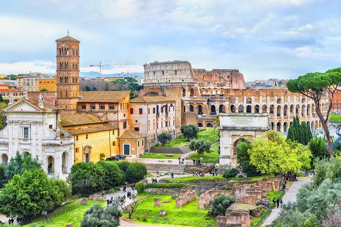 Colosseum Gladiator's Arena and Roman Forum Guided Tour - Why this Colosseum and Forum tour feels different