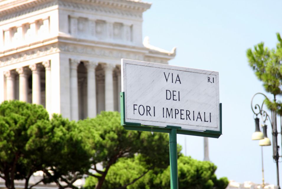 Colosseum Guided Tour: Hotel Transport included - Palatine Hill panoramas and Rome’s origin story