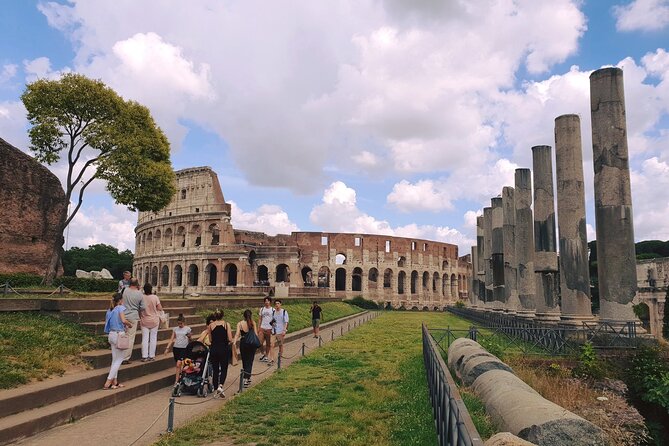 Colosseum, Palatine Hill and Roman Forum with Guided Tour - The ID rule that can save your trip
