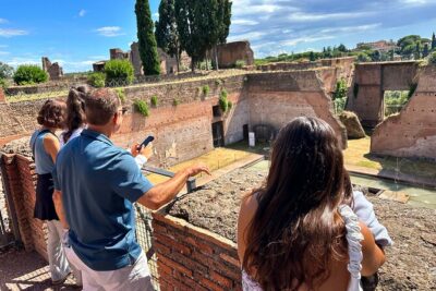 Colosseum, Roman Forum and Emperors' Palace Private Guided Tour - Palatine Hill: where emperors felt close to the clouds
