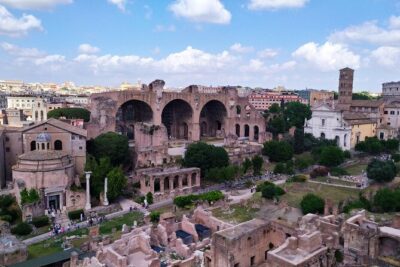 Colosseum, Roman Forum and Palatine Hill with Isuf - Stop 1: Colosseum in about 45 minutes