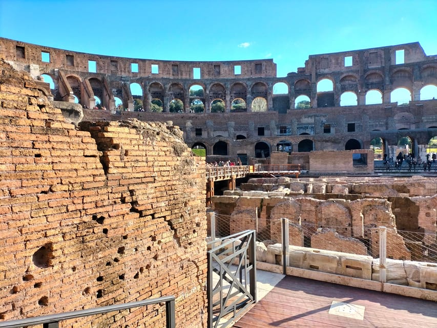 Colosseum, Roman Forum, Palatine Hill access and AudioGuide - How the multilingual audio guide works (and why your phone matters)