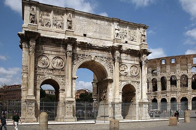 Colosseum Special Access on Arena Floor, Roman Forum and Palaces - Guides: the difference between seeing Rome and understanding it