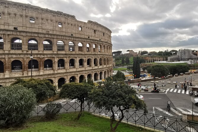COLOSSEUM UNDERGROUND&ARENA/ ATTIC - Private Tour - Radio and Headsets: A Small Detail That Changes Everything