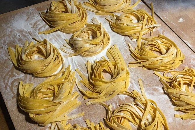 Cook With Us in Rome: A Hands-On Cooking Experience 09:20AM class - Market Shopping and a Historic-Center Walk (When It’s Included)
