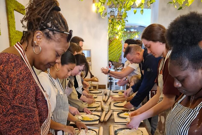 Cooking Class 2 Hour Spanish Steps - Fettucine and Tiramisù - Getting to V. della Croce and Settling In