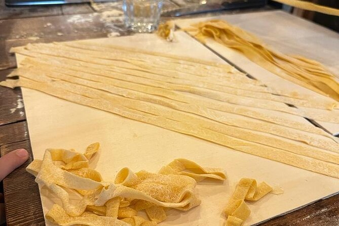Cooking Class 2 Hour Spanish Steps - Fettucine and Tiramisù - Price and Value at About $113.72 per Person
