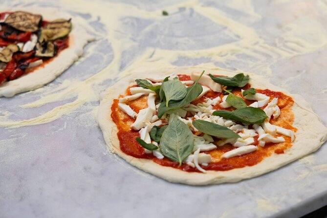 Cooking Class in the Heart of Rome: Pizza and Tiramisu Making - The walk after: turning the class into a Rome break