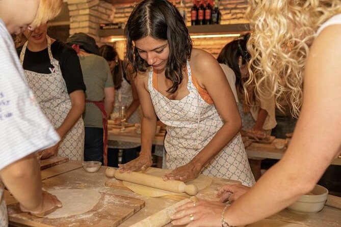 Cooking Class: Pasta & Tiramisu with a Private Italian Chef - Fresh Pasta and Tiramisu in the Heart of Rome