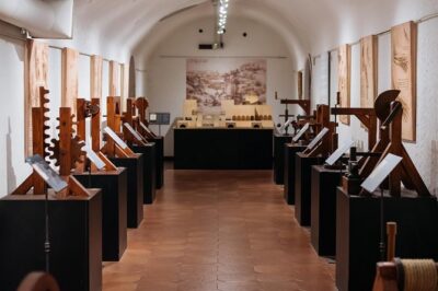Da Vinci Museum: Discover a World of Genius in the Heart of Rome - Entering the museum: how the experience feels on arrival