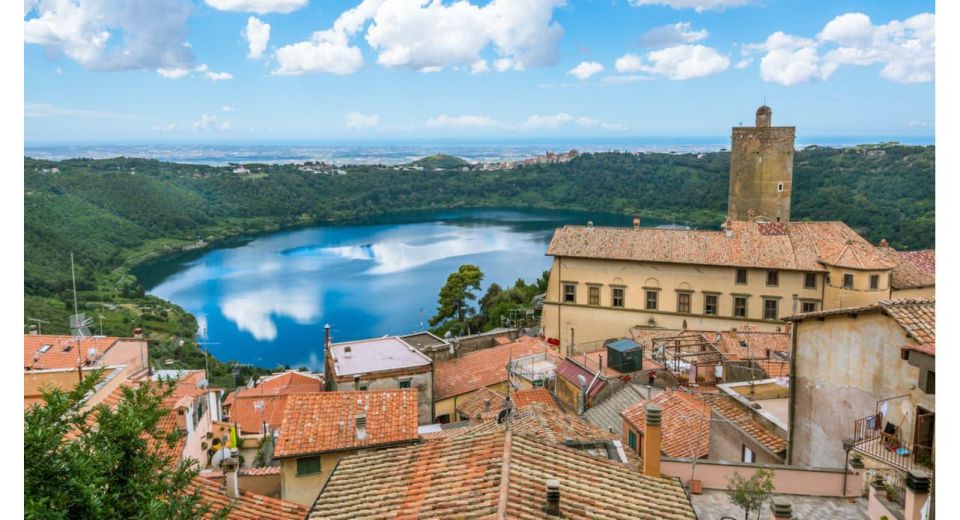 Day trip from Rome: Garden of Ninfa and village of Sermoneta - What to do with your free time at Ninfa