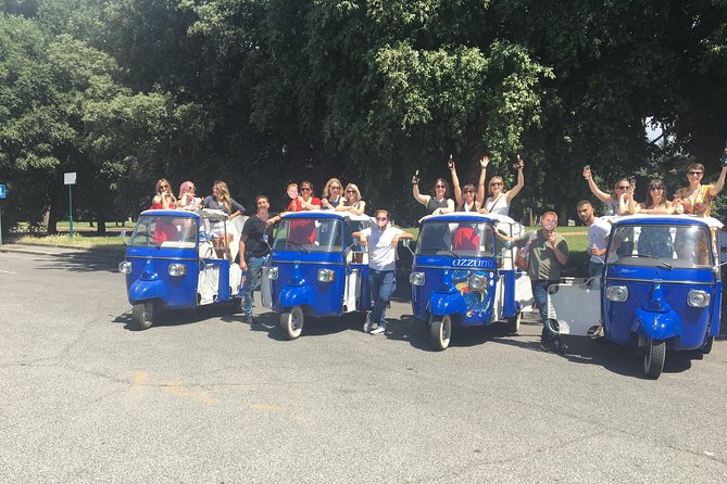 Discover the famous seven hills of Rome with the calessino bee - Quirinale Hill and Palazzo del Quirinale: official Rome on a high note