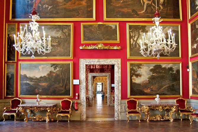 Doria Pamphilj Palace Gallery and Museum Private Tour with Local Guide - Royal Apartments, Chapel, and the Throne Room Moment