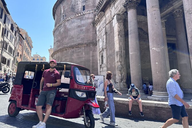 E-Tuk Tour: Highlights of Rome - Teatro di Marcello and the Fish Market Forum: ancient Rome in smaller doses