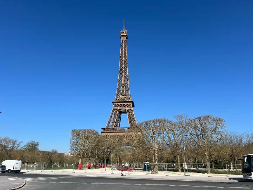 Eiffel Tower Second Floor Access or Summit - Who Should Choose Second Floor vs Summit