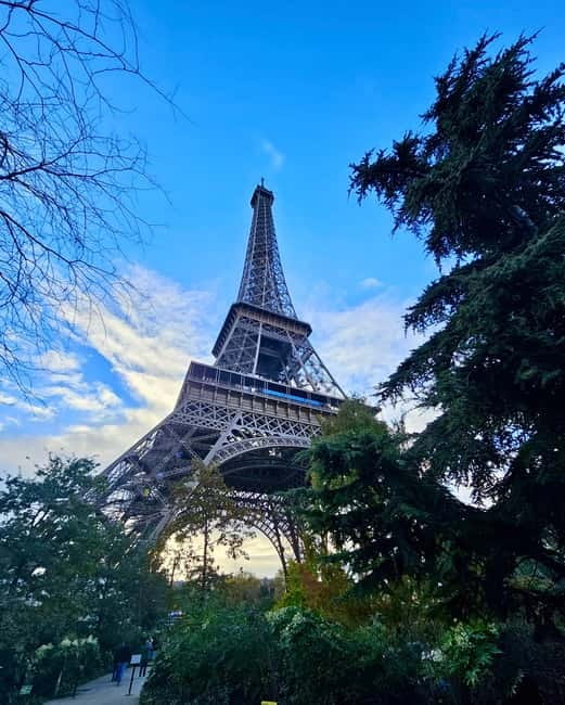 Eiffel Tower: Ticket to Summit or 2nd Floor by Elevator - Key things to know before you go