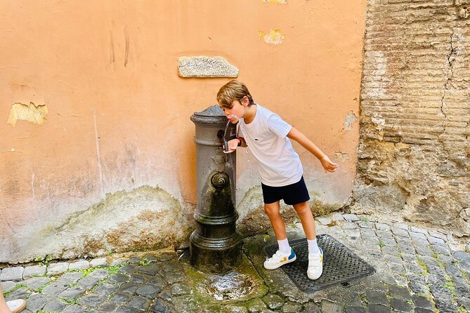 Enjoy Rome Full day tour in Golf Cart with Catacombs - Antico Quartiere Ebraico: the Jewish quarter as your warm-up