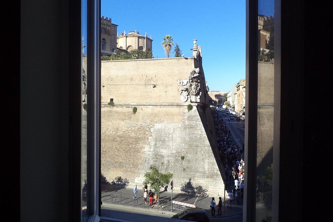 Enjoy Vatican Museums , Sistine Chapel : guided tour - Meeting Point: Via Sebastiano Veniero, 21 (and Don’t Fly by It)