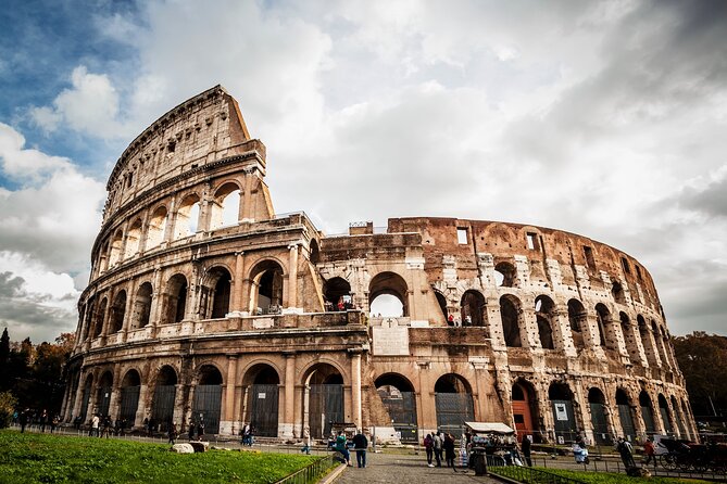 Entrance Tickets Colosseum, Roman Forum, Palatine with Audioguide - Roman Forum: Temple of Saturn to the Rostrum, without rushing