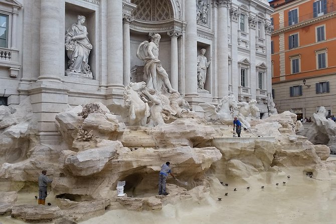 Essential Walking Tour in Rome - Trevi Fountain in 20 minutes: coin story plus photo reality