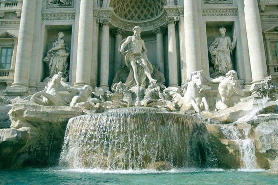 Eternal Rome: Exploring the city with Pantheon entry ticket - Piazza Venezia and Piazza dei Santi Apostoli: Rome’s Symbols in Plain Sight