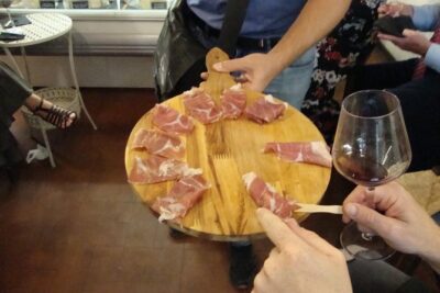 Evening food & wine tour in Rome's historical center - Santa Barbara dei Librari for Baccalà alla Romana and Frascati