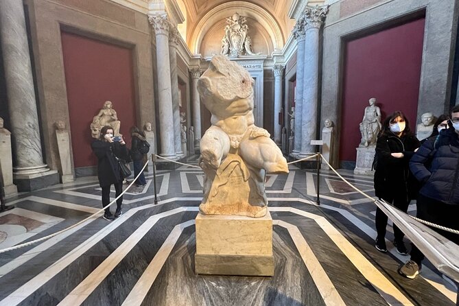 Exclusive First Access Vatican Tour with Skip the Line Basilica - Sistine Chapel Timing: Your Best Strategy for a No-Talk Moment