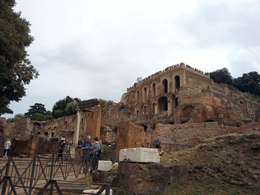 Exclusive tour of Ancient Rome and Domus Tiberiana - What the best archaeologist guide does (and why Dino and Donnatella get named)