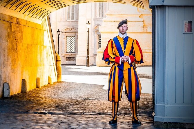 Exclusive Vatican Museum, Sistine Chapel, Underground Catacombs Tour and Tickets - The Other Roman Stops: Useful Sight Glimpses Along the Way