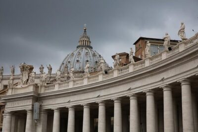Excursion from Civitavecchia to Rome: Vatican, Colosseum, Roman Forum + Lunch - Vatican Museums: skip queues and get your bearings fast