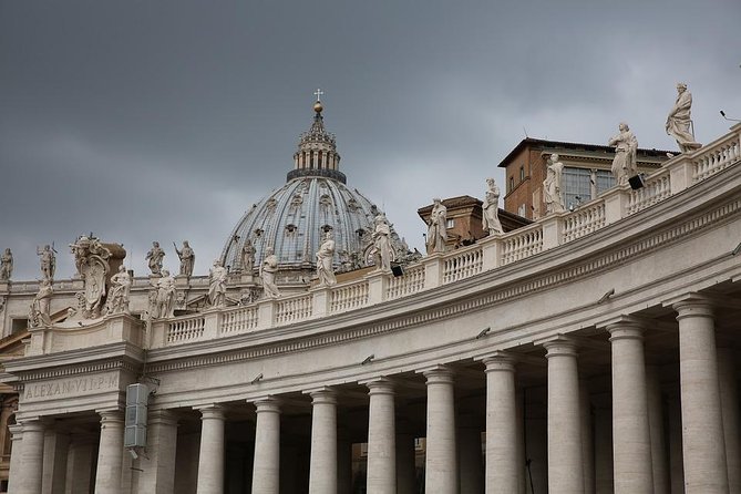 Excursion from Civitavecchia to Rome: Vatican, Colosseum, Roman Forum + Lunch - Vatican Museums: skip queues and get your bearings fast