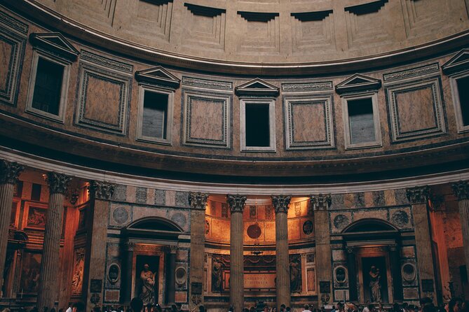 Experience: The Pantheon Audio Tour - What to focus on during the dome-and-oculus moment