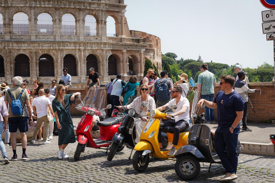 Explore city on Vespa with Professional Photographer - Janiculum Hill (Colle del Gianicolo): the viewpoint that rewards timing