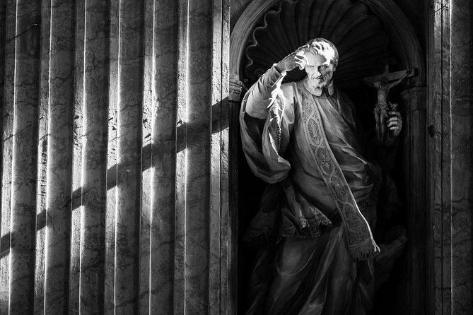 Explore Vatican Art: Self-Guided Tour with Hosted Entry - Using the Digital Guidebook Without Getting Lost