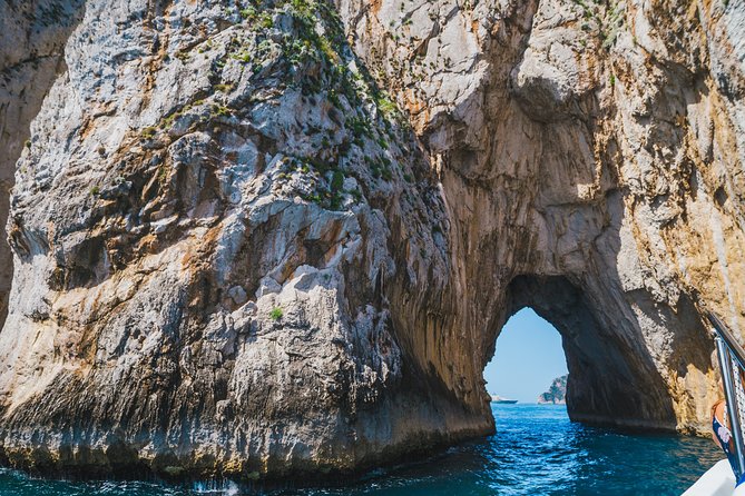 Exploring Capri and Anacapri from Rome: Sea and City Day Trip - Capri and Anacapri walking tours: Piazetta plus bus transport