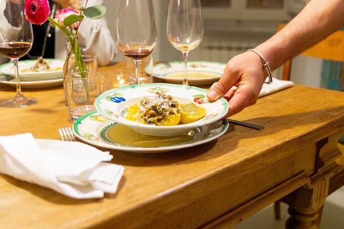 Farm to table dinner in Rome: A trip through Italy - Finding the apartment dinner at Piazza di San Calisto