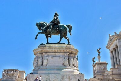 Fascist Rome Guided Tour: The Rise and Fall of Mussolini - EUR and Rationalist Modernism: Why It Looks the Way It Does