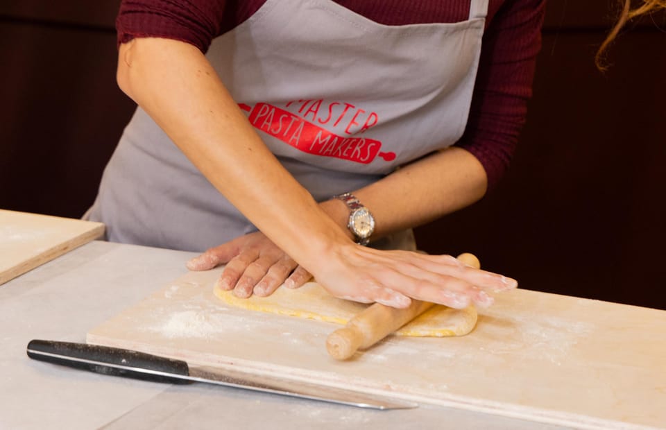 Fettuccine & Tiramisu Masterclass: Pasta & Dessert - Arriving at Restaurant Gusto: a straightforward Rome food stop
