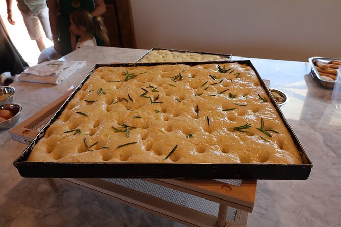 Focaccia and Pesto Cooking Class in the Roman Countryside - Why cook outside Rome at all?