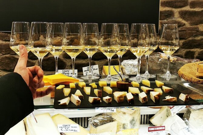 Food and Wine tour: Ghetto & Trastevere Culinary Adventure - Piazza Trilussa: a breather before the Trastevere finish