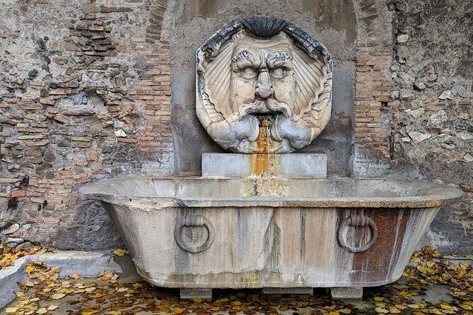 Free Urban Trekking with an Archaeologist - Giardino degli Aranci on the Aventine Hill: The St. Peter Optical Trick