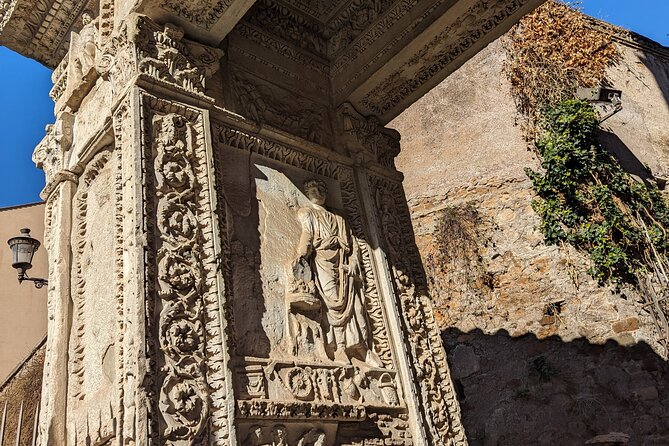 Free Urban Trekking with an Archaeologist - Buco della Serratura: Keyhole Views of Malta’s State-Within-a-State