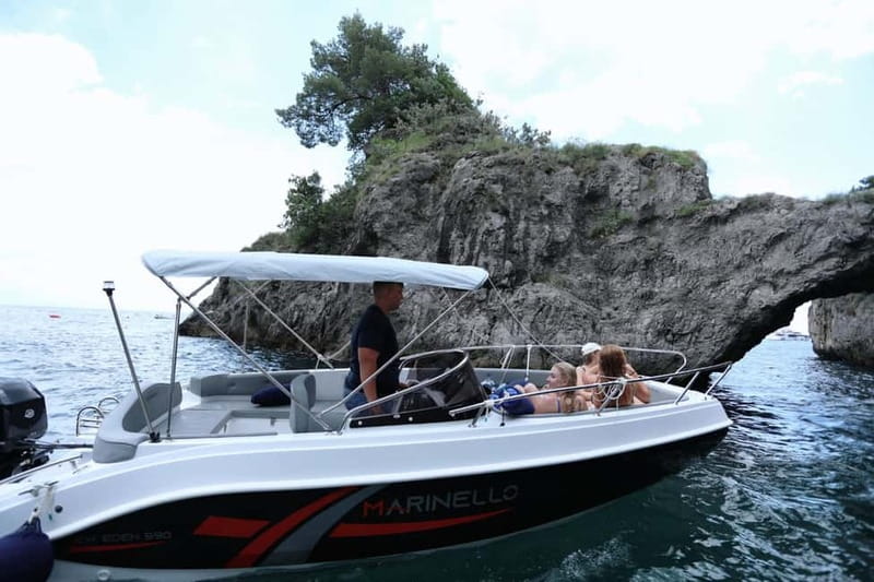 From Rome: Amalfi and Pompeii Archaeological Park Day Trip - Comfort on the road: van, car, and how to plan for the drive