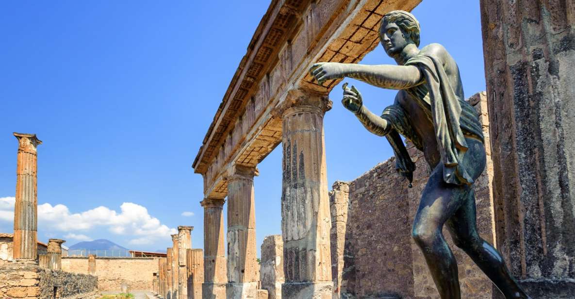 From Rome: Pompeii and Herculaneum by High-Speed Train - Transferring to Herculaneum: a different kind of ruin